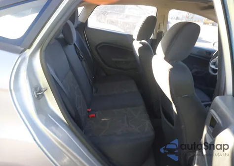 2011 Ford Fiesta Se z USA, uszkodzony, nr VIN 3FADP4BJ1BM204998